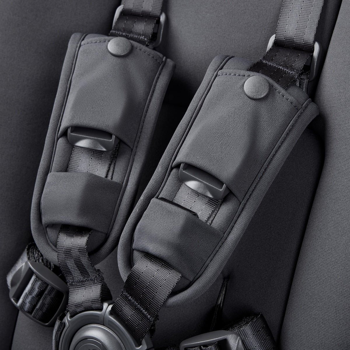 Ergobaby Metro3 Travel Stroller – Birth to 22kg, Graphite Grey